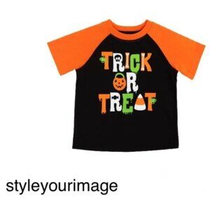 Kids Halloween Trick or Treat Acorn, Pumpkin, Spider Glow In The Dark Tee-Shirt